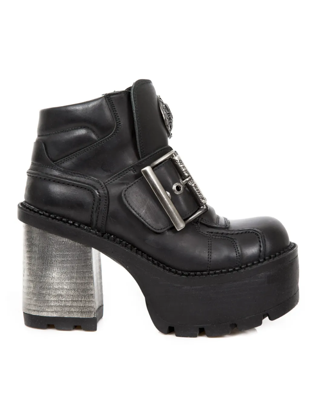 ANKLE BOOT TRAIL M-SEVE08-S1