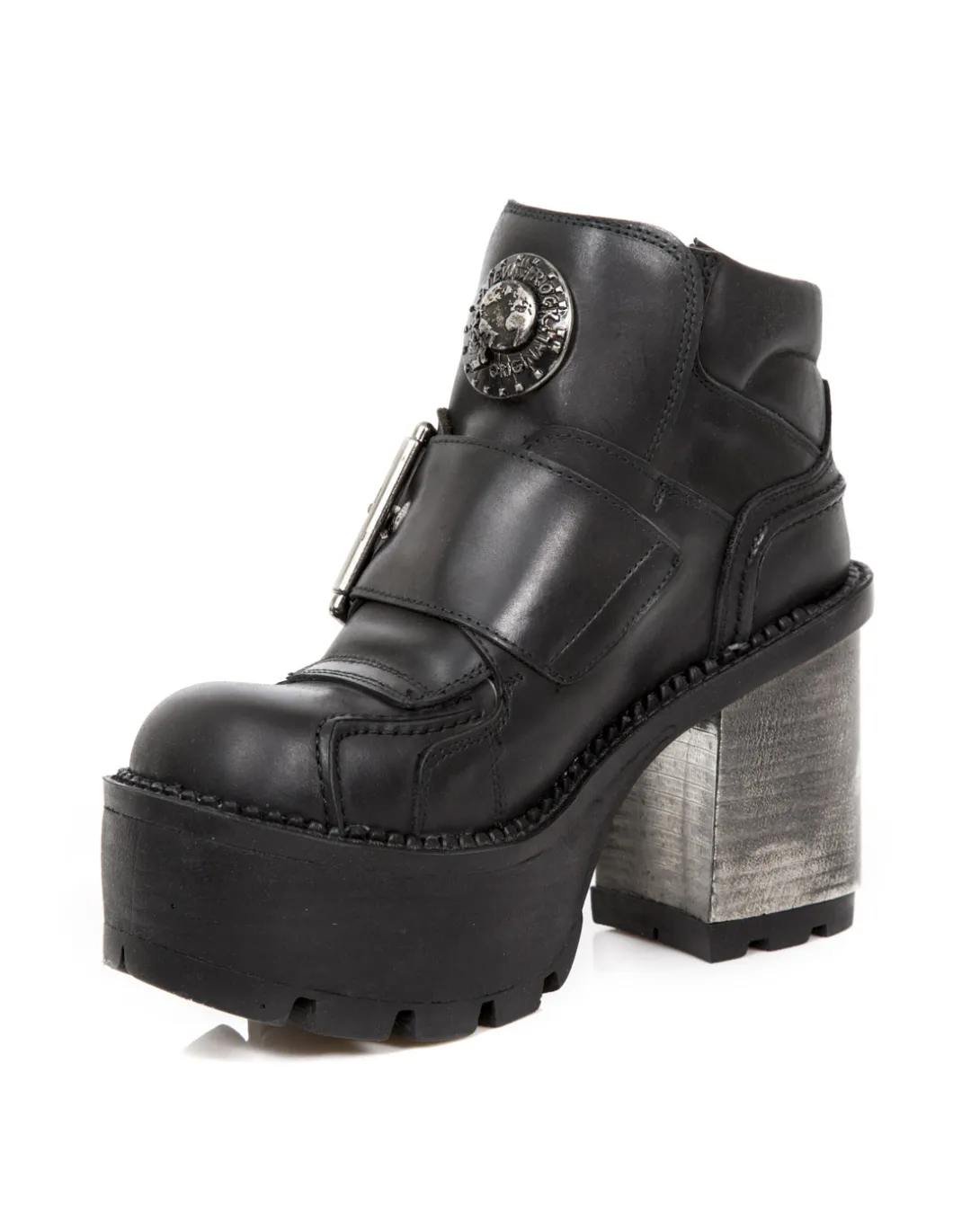 ANKLE BOOT TRAIL M-SEVE08-S1