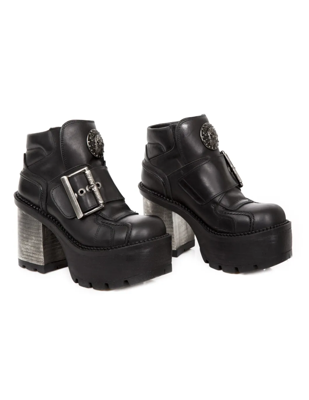 ANKLE BOOT TRAIL M-SEVE08-S1