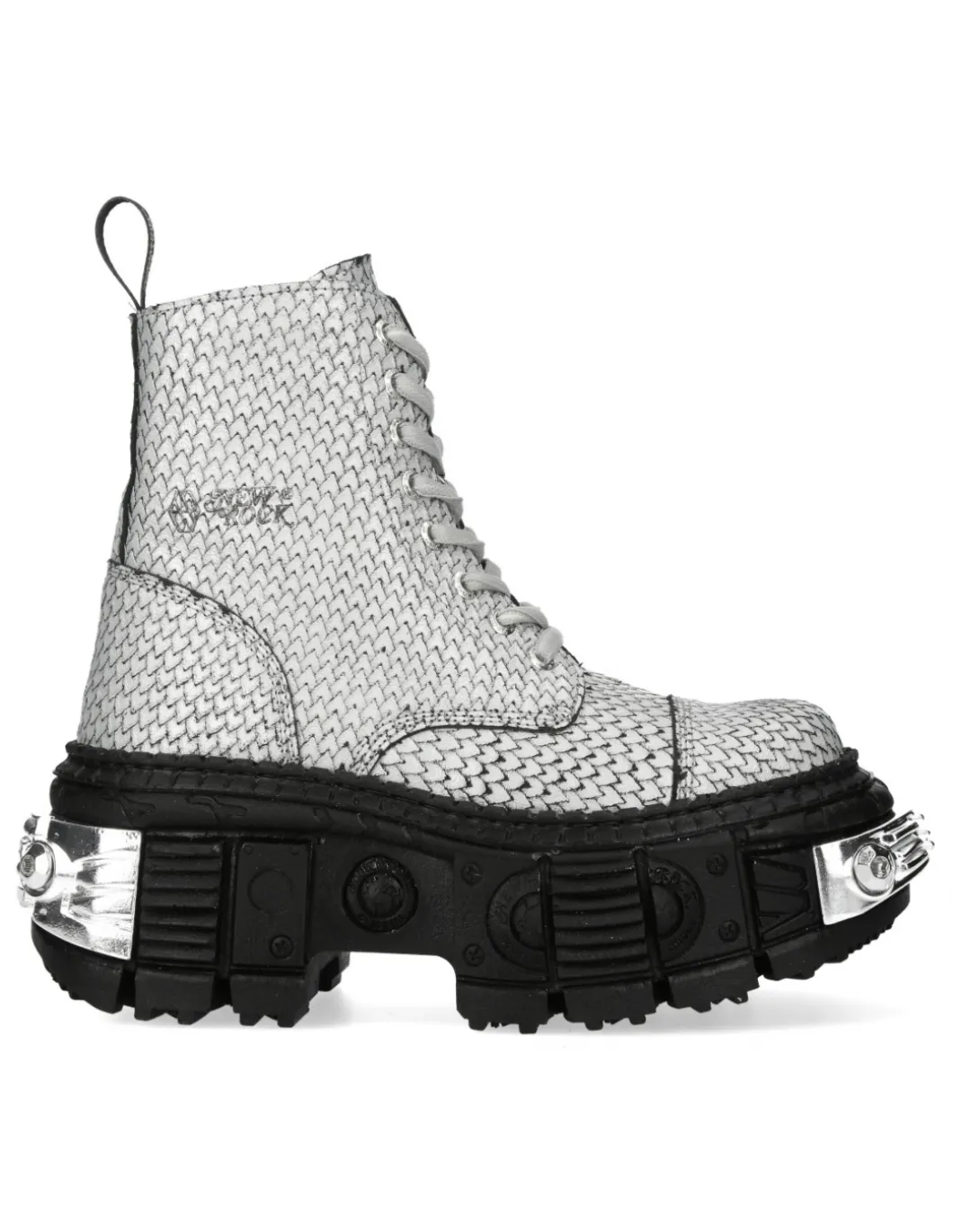 M-WALL083C-C20