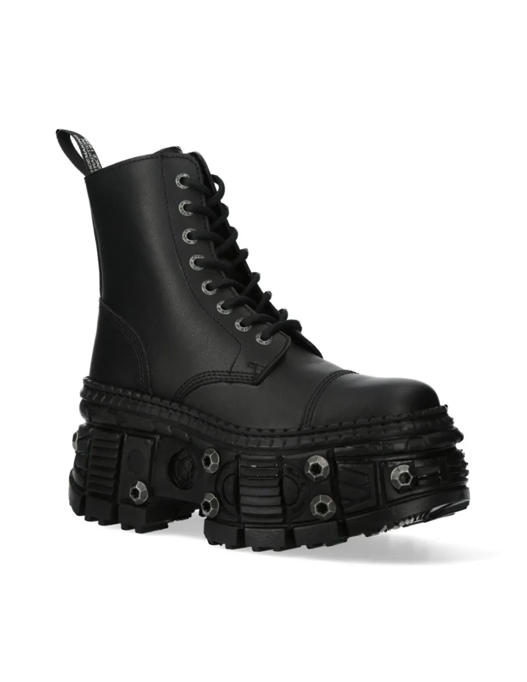 M-WALL083C-V7